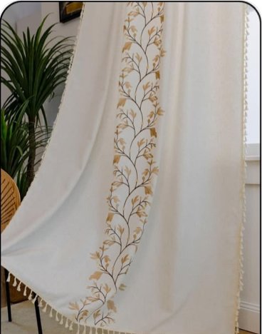 Stunning Curtain with Tassel Detail