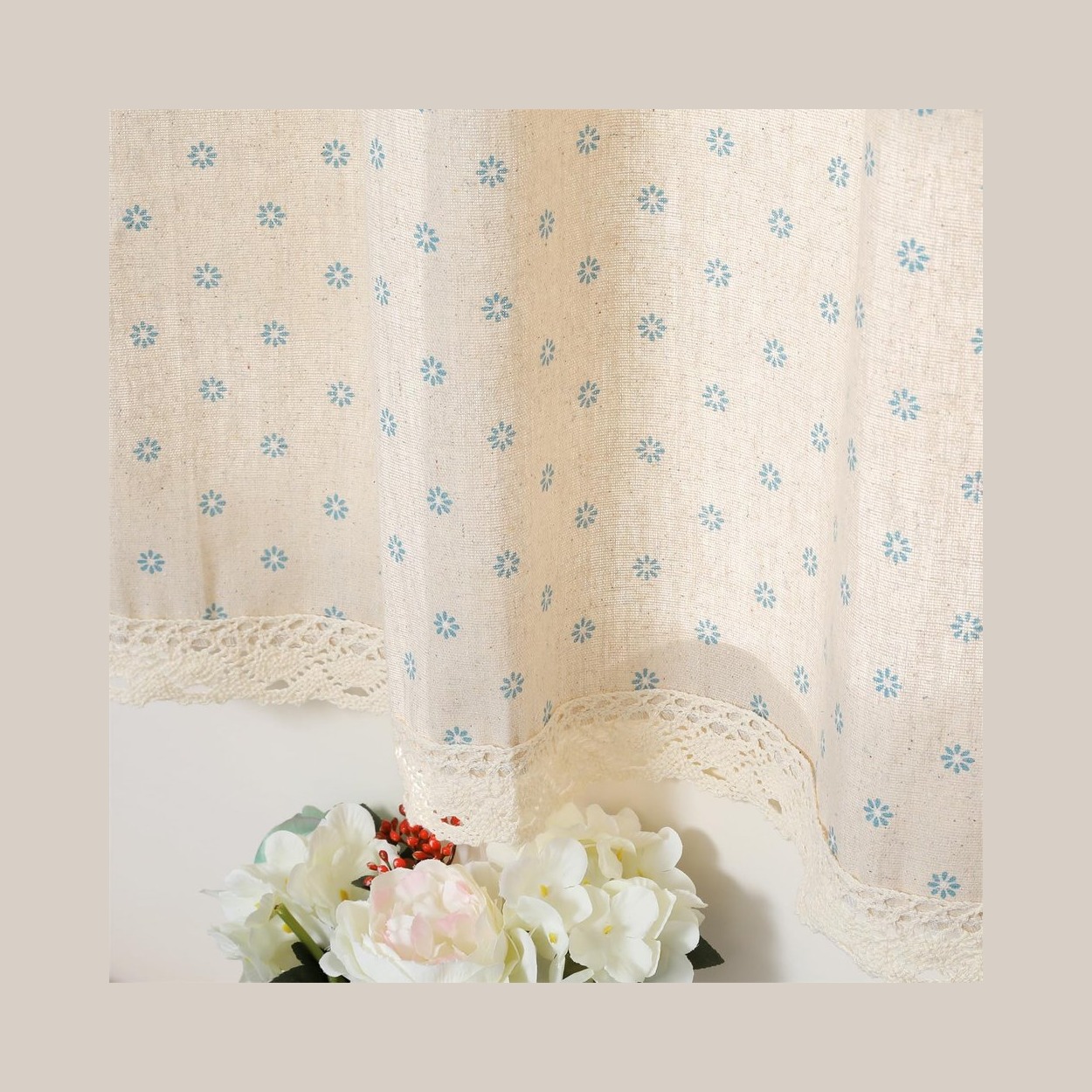 Daisy Print Curtain with a Double Lace Hem