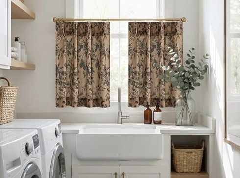Floral Lace-Trimmed Curtains with an Embroidered Hem