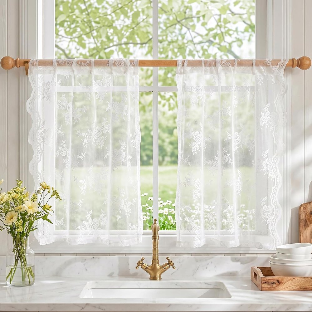 Lace Curtains for a Romantic, Vintage Touch